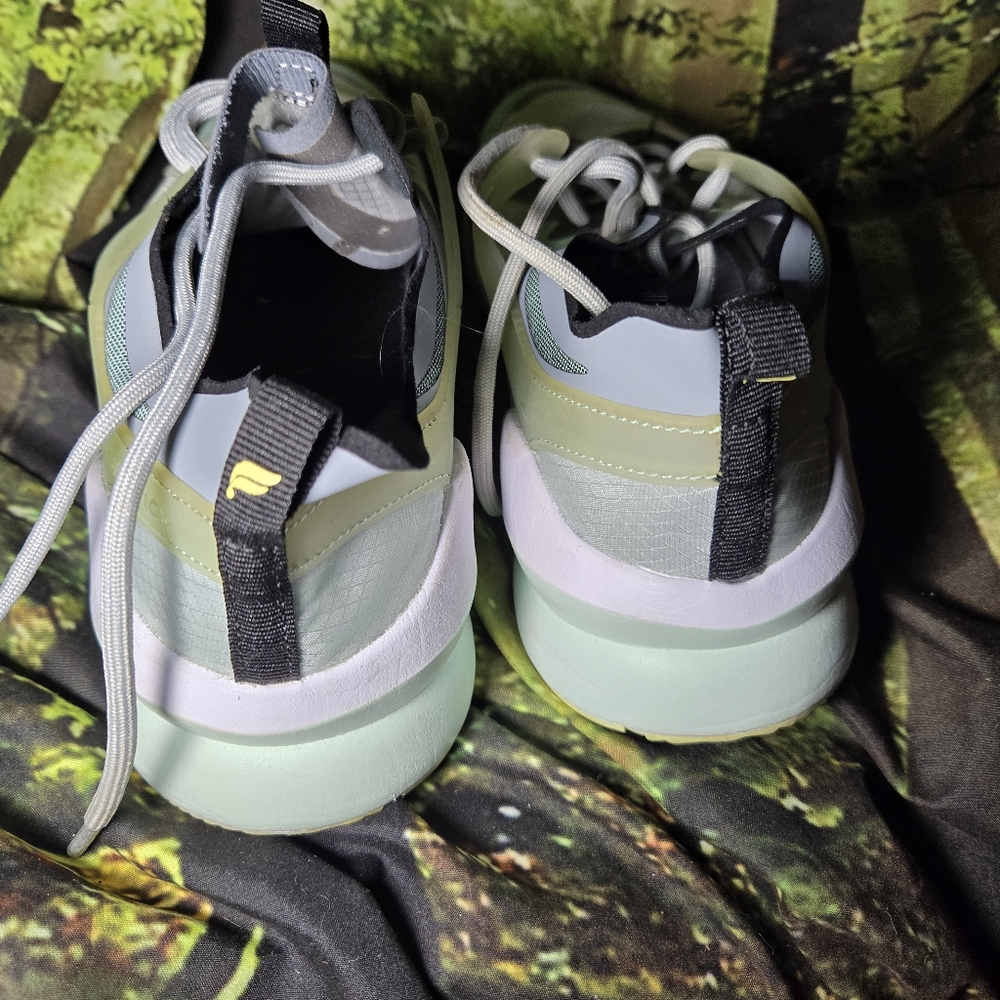 Fabletics Cheviot Performance Sneaker Size 9.5 Te… - image 5